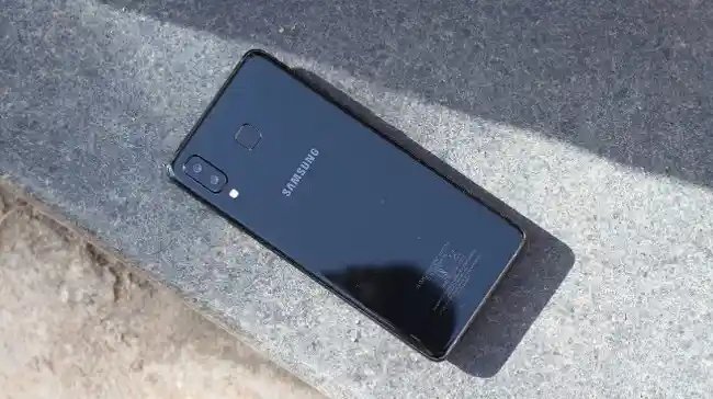 بررسی Galaxy A8 Star سامسونگ : میان رده‌ اما فوق‌العاده با کیفیت!